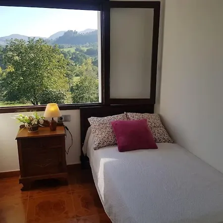 בית נופש El Valle. Casa Independiente Con Jardin Privado